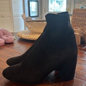 Elegant Black Ankle Boots